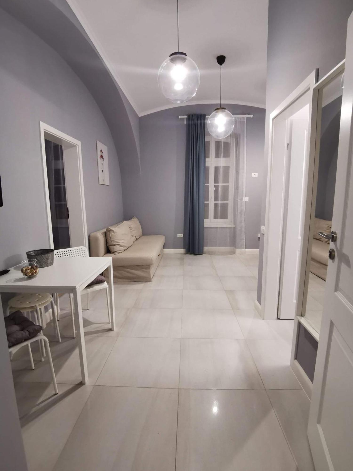 Central Accommodation Timisoara Luaran gambar